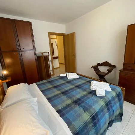 Cozy With Private Parking On Domaso's Lakeside - Larihome A09 Apartment Domaso